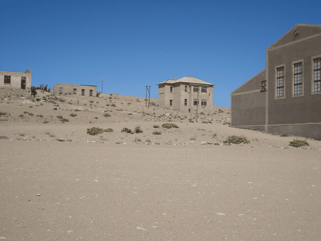 Kolmanskop abandoned diamond town buildings